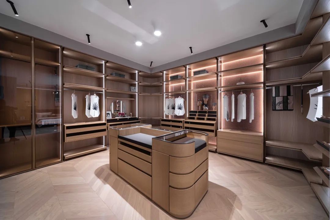 1699335783312261.jpg 640.jpg