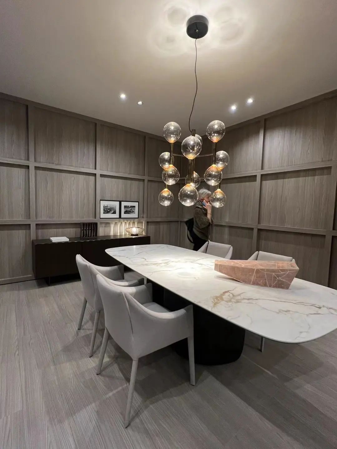 1713840401605228.jpg 640.jpg